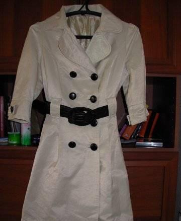 Модный белый плащ, рукава 3/4 Санкт-Петербург