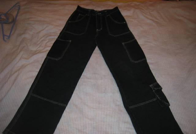 Джинсы с большим количеством карманов Москва