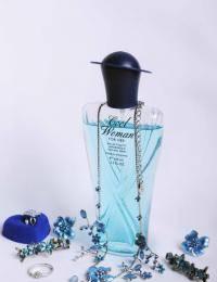 Комплект бижутерии с туалетной водой.  Москва