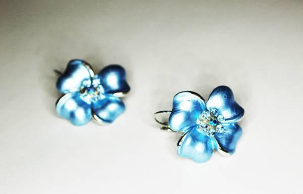 Серьги - цветы Москва