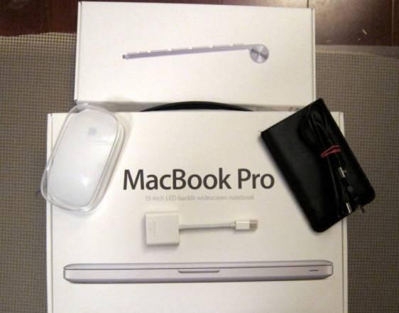 MacBook Pro (MB990LL / A)13,3,2,26Ghz,4GB,320GB Санкт-Петербург