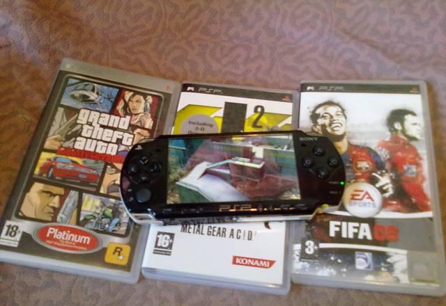 Продам PSP+4 диска 5.000руб. торг Москва