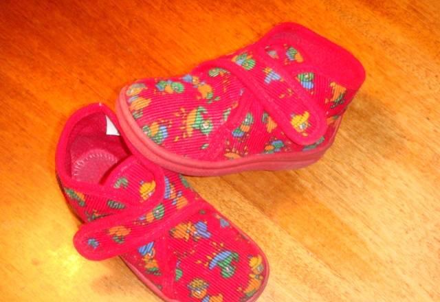 Домашние туфли для девочки размер 24 Москва