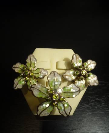 Комплект - серьги и кольцо с перламутром Санкт-Петербург