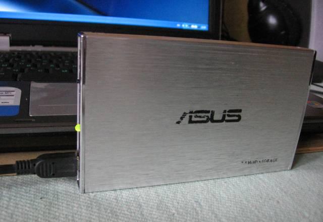 Продам жоский диск Хитачи 80 гигов Москва