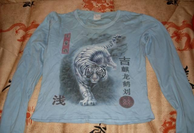 Кофта с тигром Москва