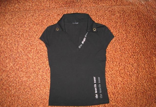 Футболка черная с воротничком. Размер 40-42 Москва