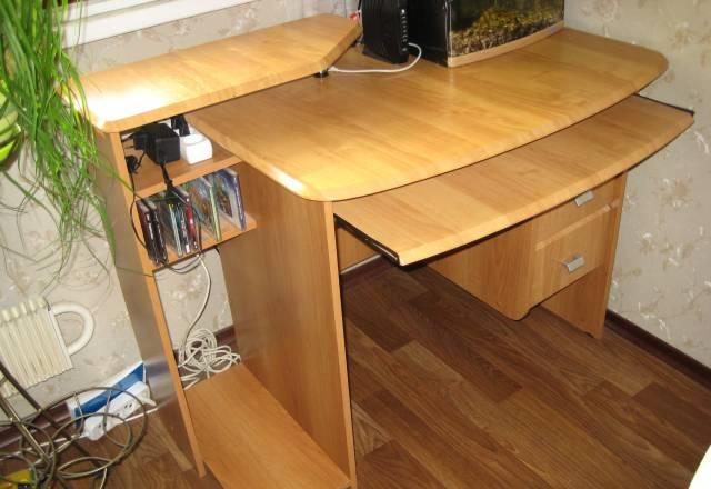 Компьютерный стол Москва