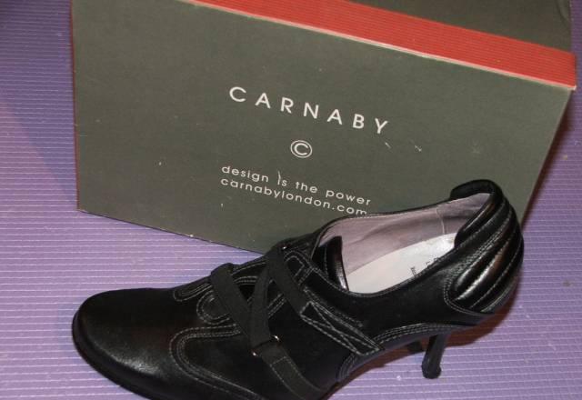 Полуботинки Carnaby на каблуке-шпильке размер 38 Москва