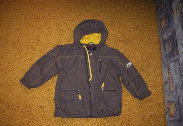 Ветровка Германия,р.110,не промокает,одежда,обувь Москва