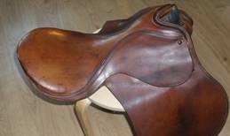 Седло выездковое б/у Москва