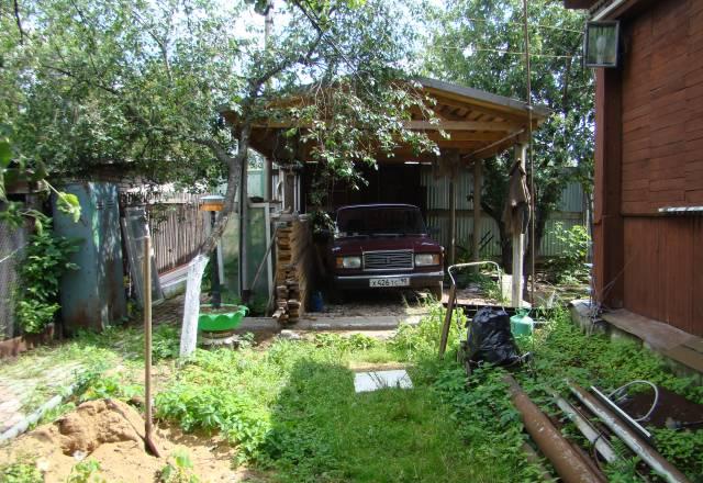 Продается участок 8 соток, с половиной деревянного Москва