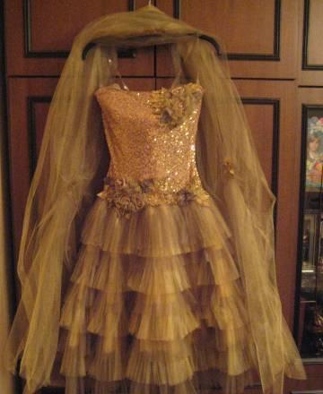 Золотое платье Москва