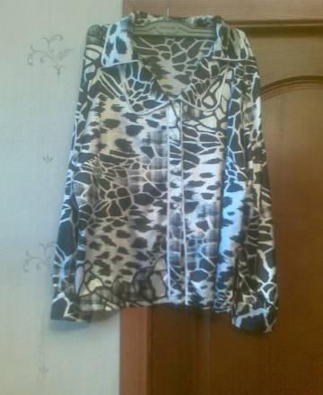 Рубашку б/у,размер 52 Москва