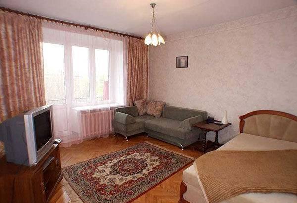 Сдается комната в 2 к.кв. на ул. Жуковского д. 35 Санкт-Петербург