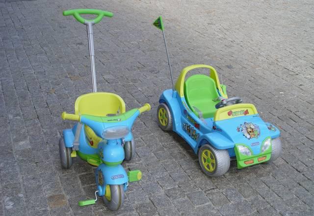 Набор детских машинок(машина+велосипед) Peg Perego Москва