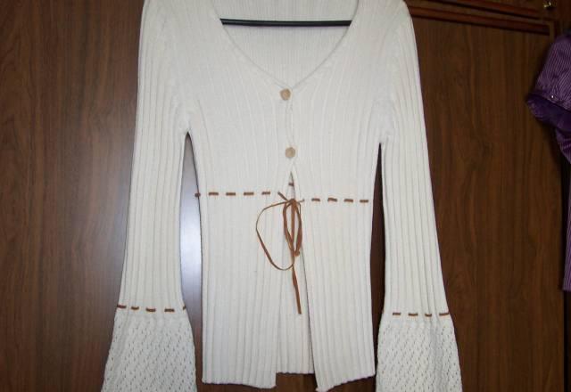 Кофточка  44 р. - 400 р Санкт-Петербург