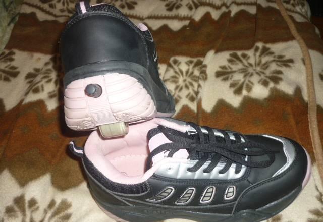 Кроссовки со встроенными колесиками ( Roller shoes Москва