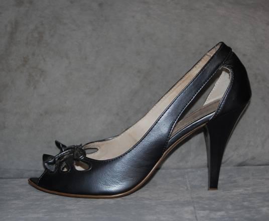 Открытые туфли Санкт-Петербург