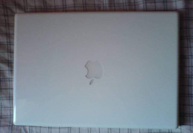 MacBook 4,1 (белый) Санкт-Петербург