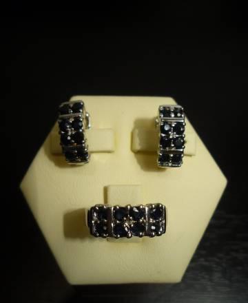 Комплект - серьги и кольцо с сапфирами Санкт-Петербург