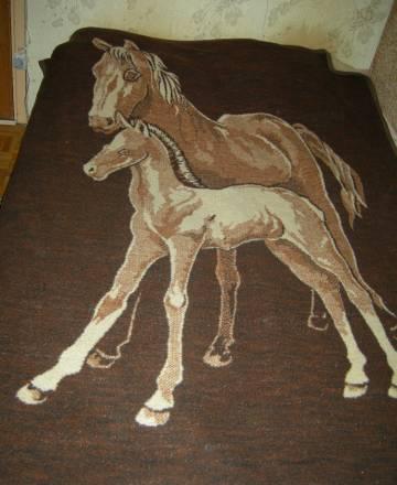 2 пледа, покрывало, тюль 4 м Москва