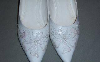 Элегантные итальянские свадебные туфли размер 39 Москва