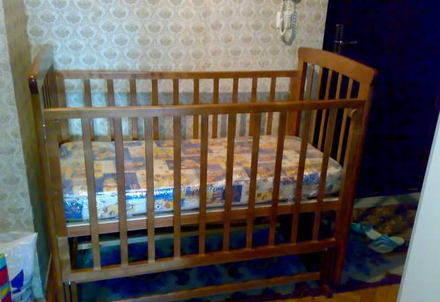 Кроватка детская(маятник) в отл. состоянии Краснодар