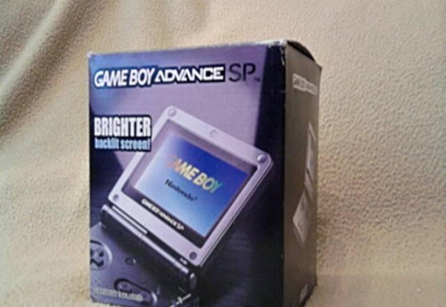 Game boy+2 картриджа Москва
