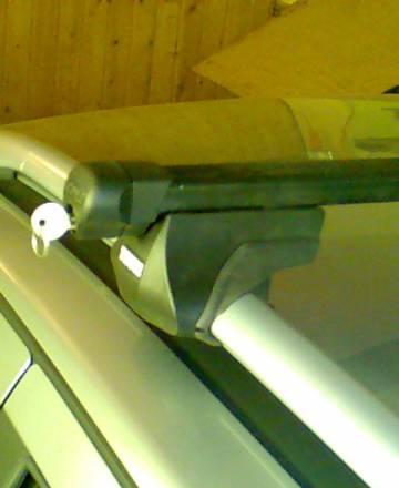 Автомобильный багажник thule на рейлинги Москва