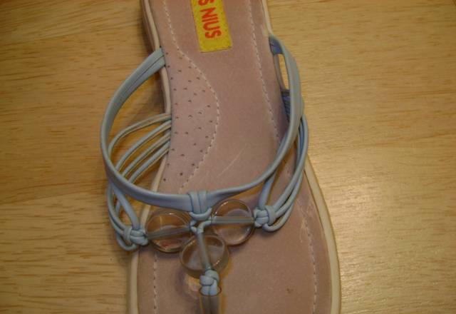 Шлепки, сланцы Москва