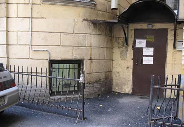 Продам помещеие  у Пл.Восстания. 137 метров. Санкт-Петербург