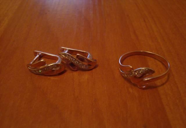 Комплект золотые серьги и кальцо Москва