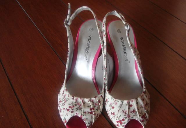 Красивые босоножки на лето 35 размер Санкт-Петербург