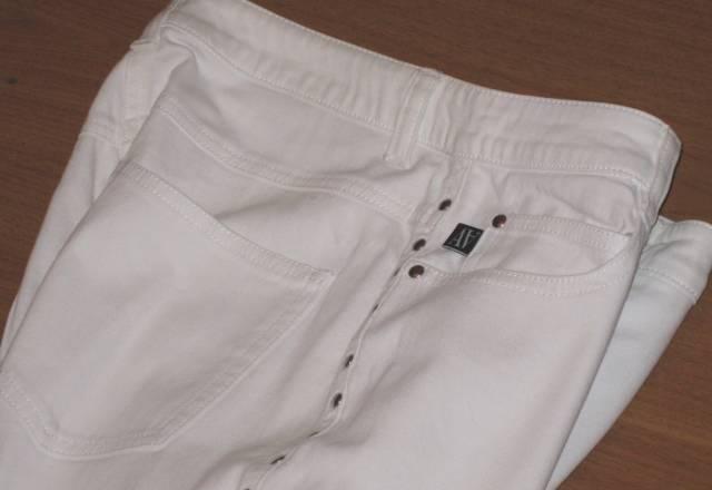 Белые брюки джинсового кроя Санкт-Петербург