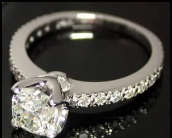 Кольцо с бриллиантами 1.50 карат новое Москва