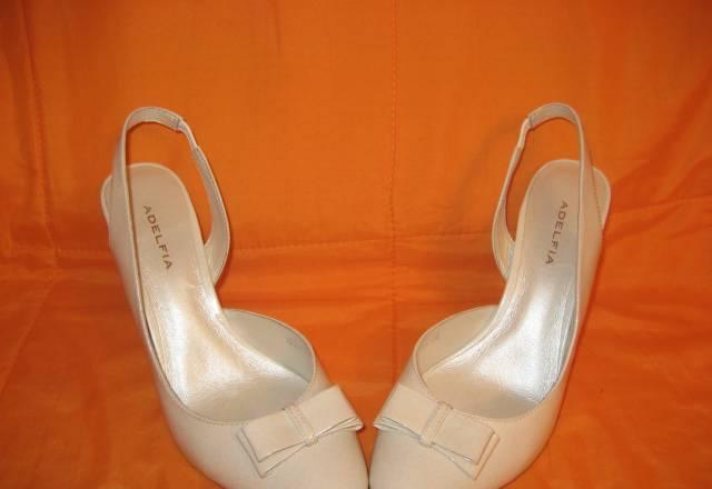 Очень красивые босоножки Москва