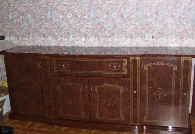 Витрина, комод и зеркало Владивосток