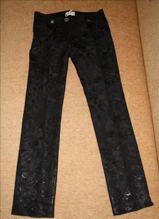 Новые брюки byblos blu со стрелками Москва