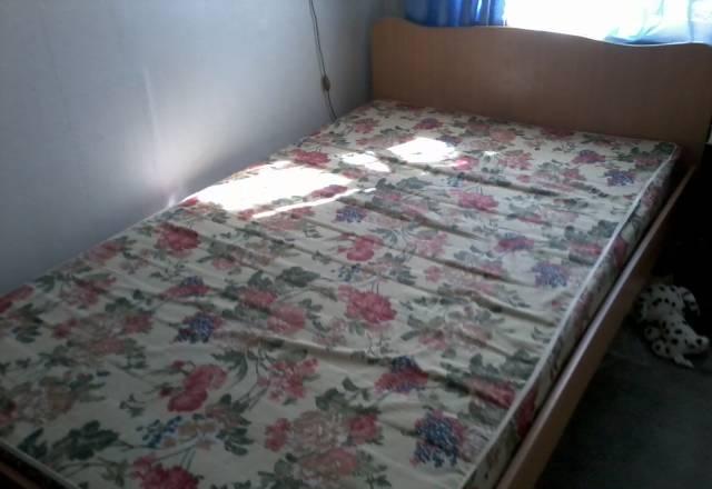 Кровать + матрас Санкт-Петербург