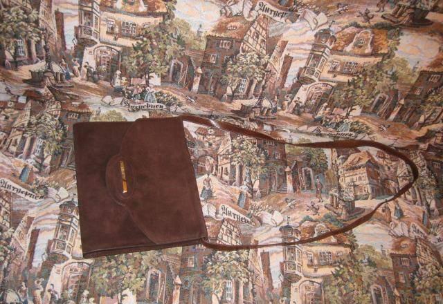 Шикарная замшевая сумка charles jourdin Москва