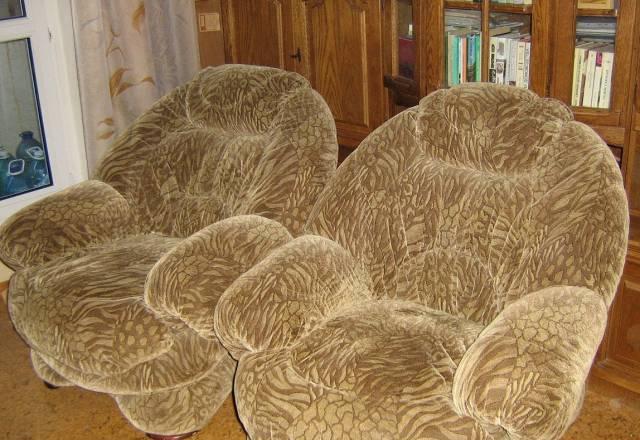 Комплект мягкой(диван,2 кресла) Москва