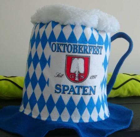 Шляпа spaten фестивальная в виде кружки с пивом Москва