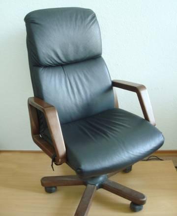 Кожанное кресло директора Санкт-Петербург