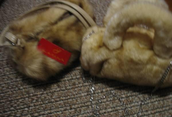 Сумки из искусственного меха зимние(светлые) Новые Челябинск