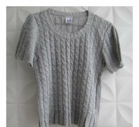 Трикотажная кофточка Москва