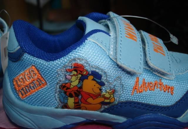 Кроссовки Новые, р.23 от Диснея,Франция Москва