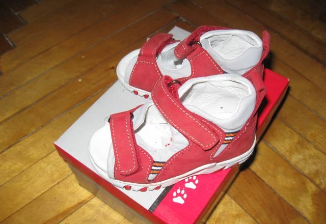 Сандали новые красные RED CAT р.22 Чехия Москва