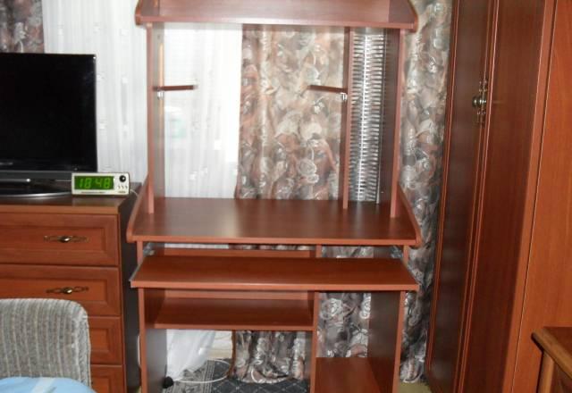 Стол для компьютера и оргтехники Москва