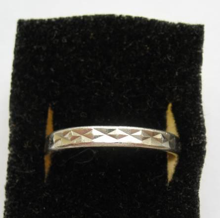 Серебряное колечко Москва